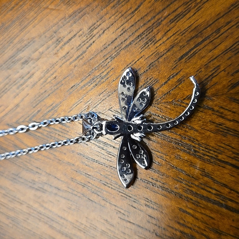 S925 Sterling Silver Dragonfly Pendant Artificially Synthesized Zirconia - Picture 9 of 10